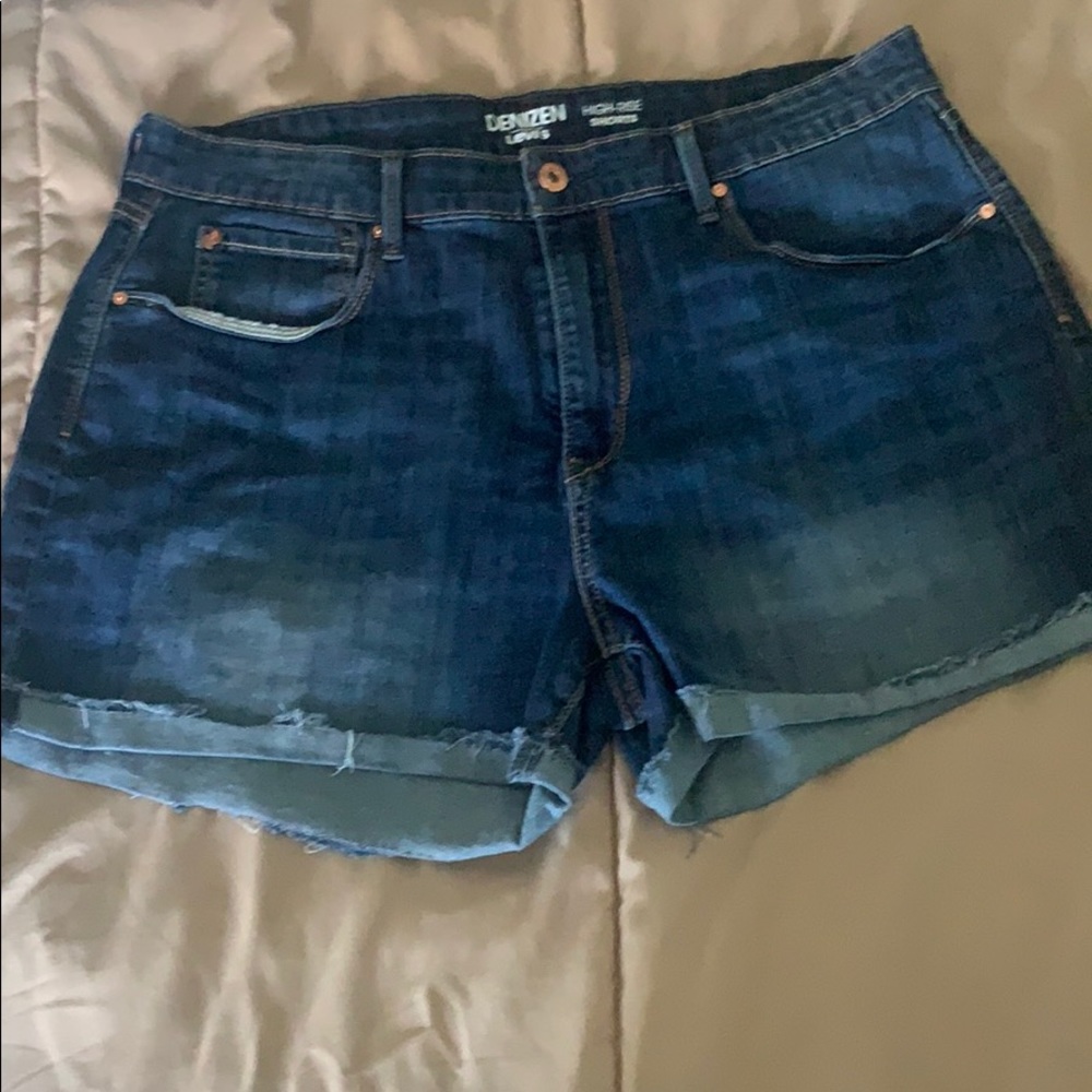 High rise shorts